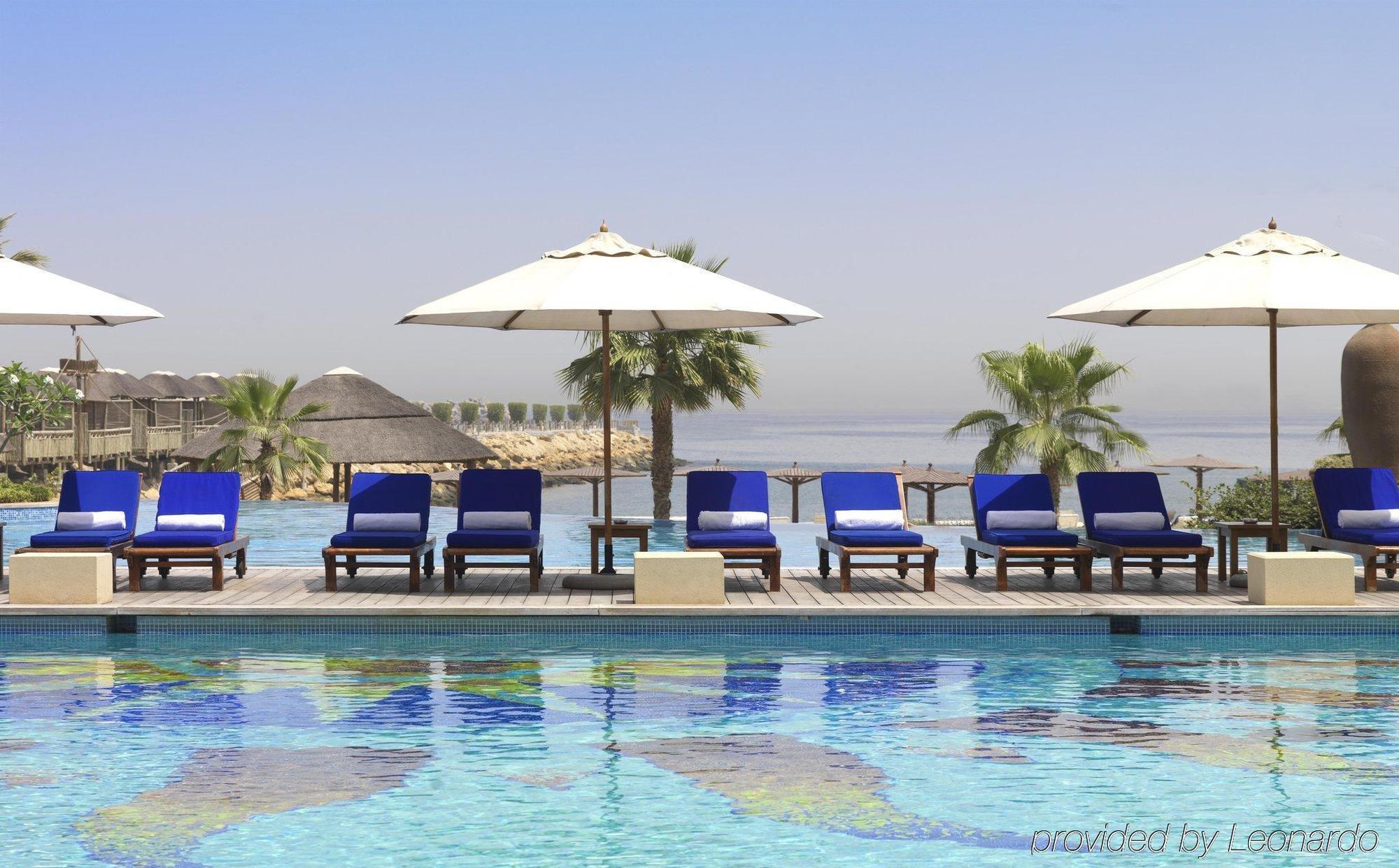 Radisson Blu Resort, שארג'ה מתקנים תמונה The pool at the Kempinski Hotel, Dead Sea