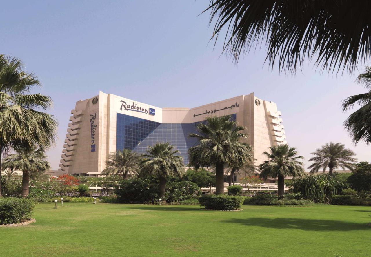 Radisson Blu Resort, שארג'ה מראה חיצוני תמונה Radisson Hotel, Sharjah